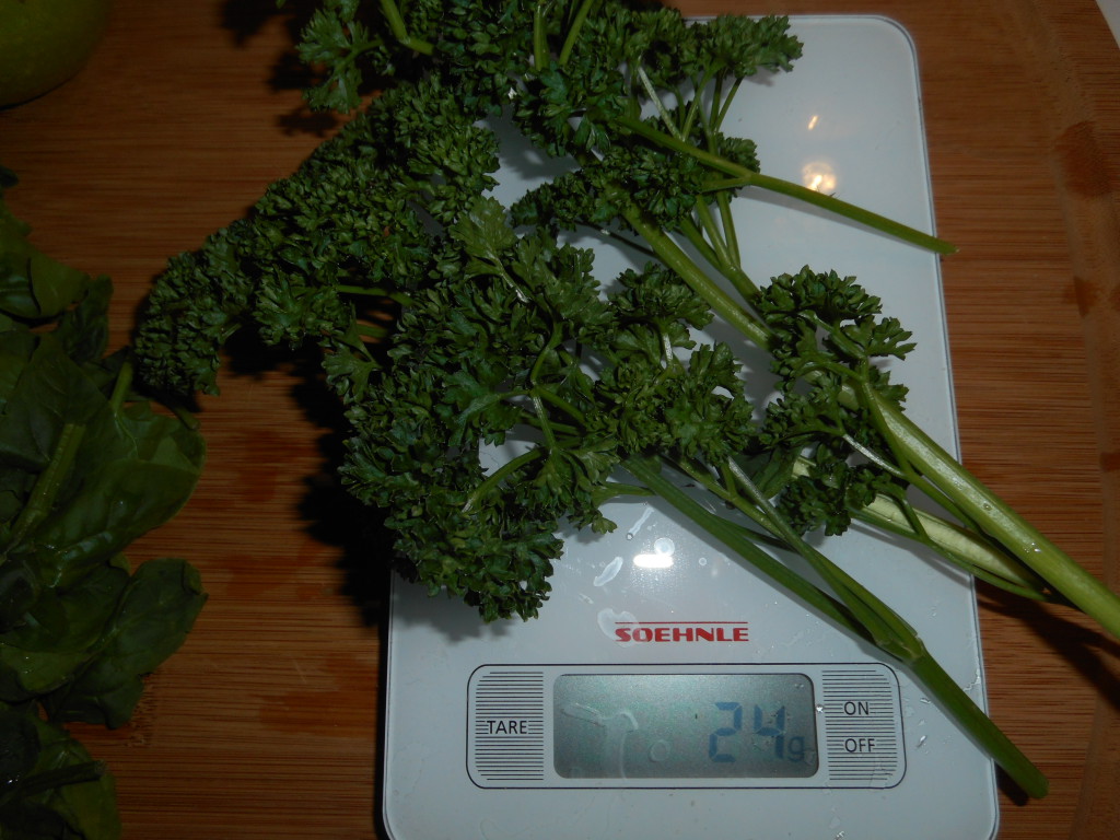 jus-vert-carotte-épinard-persil-3